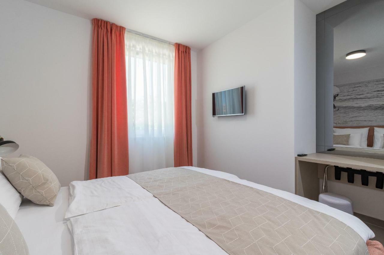 Luxury Apartments Magali 2 Rovinj Extérieur photo