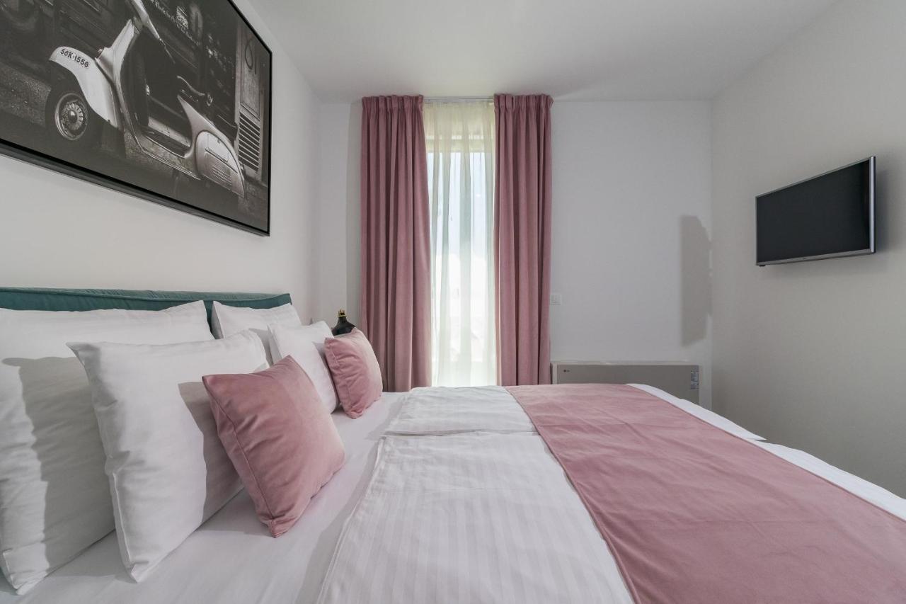 Luxury Apartments Magali 2 Rovinj Extérieur photo